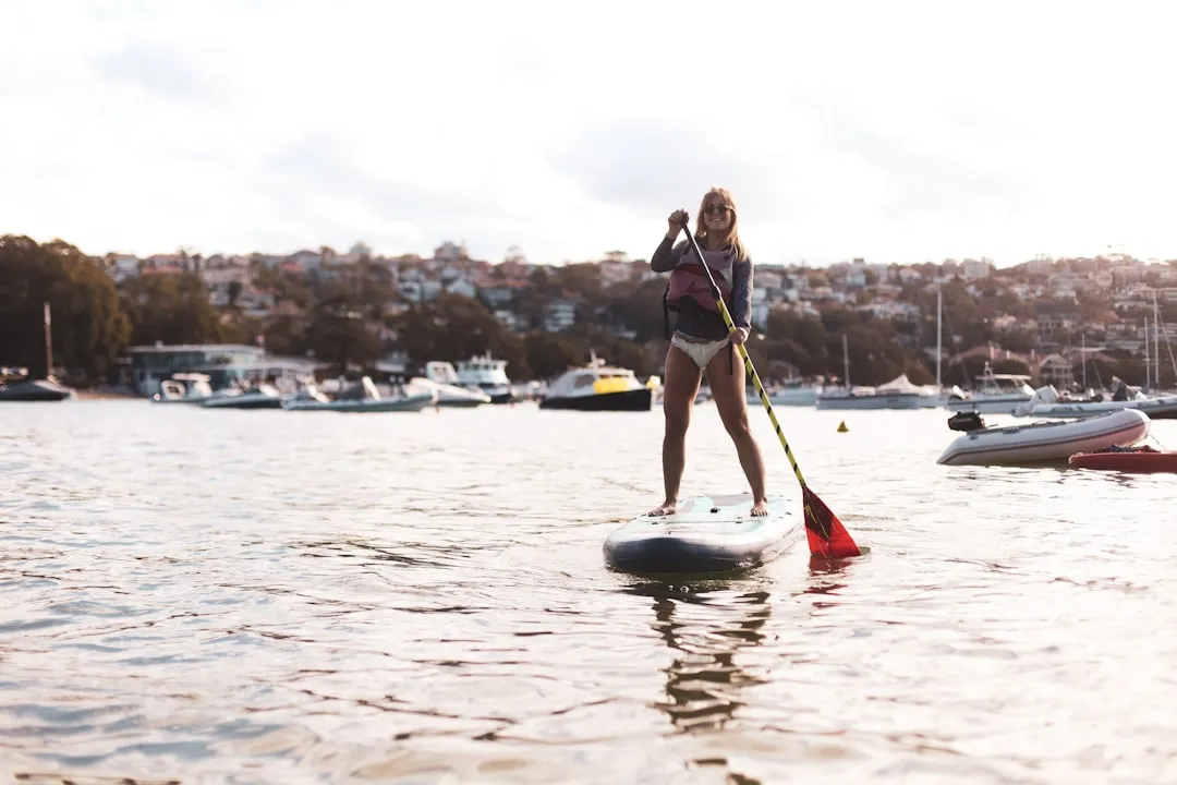Demonstration of proper paddle technique for balance and propulsion