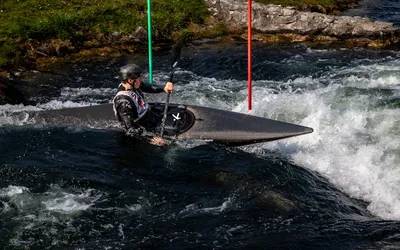 Mastering the Kayak Roll: Step-by-Step Guide for Beginners