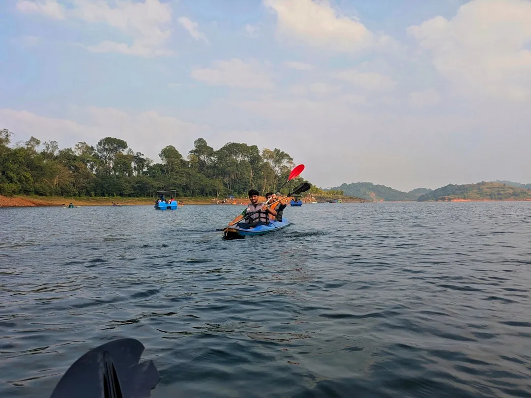 Young paddler wearing a properly fitted PFD